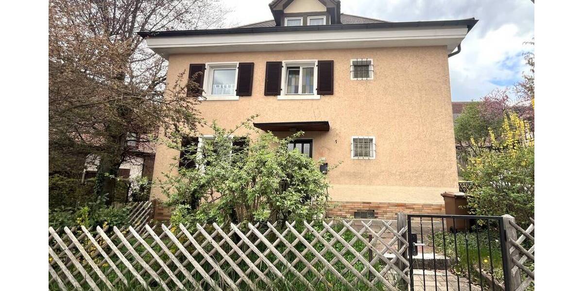 Mehrfamilienhaus, Wohnhaus Roßtal - 6 Zimmer, 161 m&sup2;, 209.000&euro; | Angebot:26377539