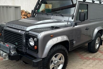 Land Rover Defender 173.000 km 28.500 &euro; Mannheim 68305