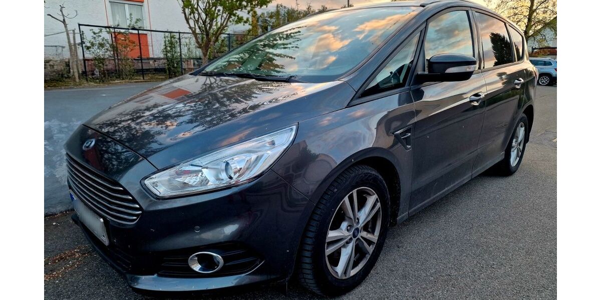 Ford S-Max 149.500 km 13.800 &euro; Bad Waldsee 88339