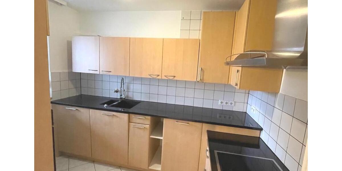 Etagenwohnung Esslingen am Neckar Oberesslingen - 3.5 Zimmer, 89 m&sup2;, 260.000&euro; | Angebot:26824176