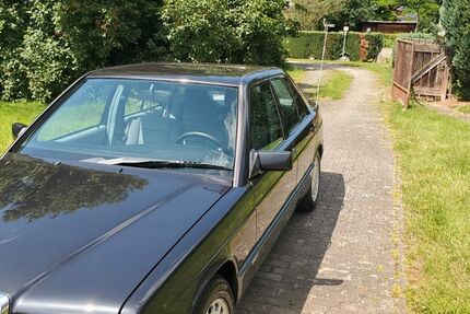 Mercedes-Benz 190 286.404 km 19.950 € Pirk 92712