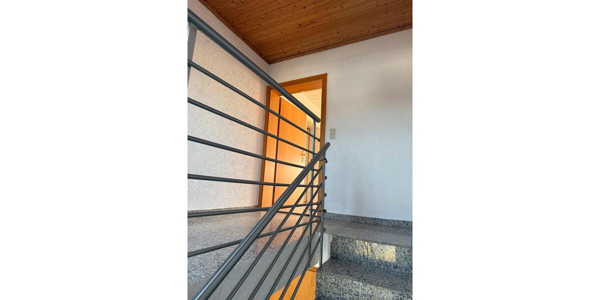 Etagenwohnung Karlsruhe Hagsfeld - 5 Zimmer, 110 m&sup2;, 1.500&euro; | Angebot:25967862