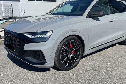 Audi Q8 11.000 km 69.950 € München 80805