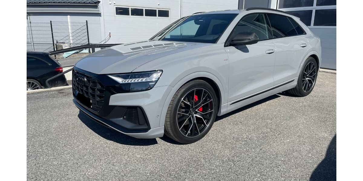 Audi Q8 11.000 km 69.950 € München 80805