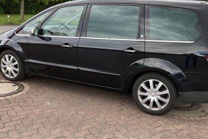 Ford Galaxy 324.300 km 2.900 &euro; Meckenheim 53340