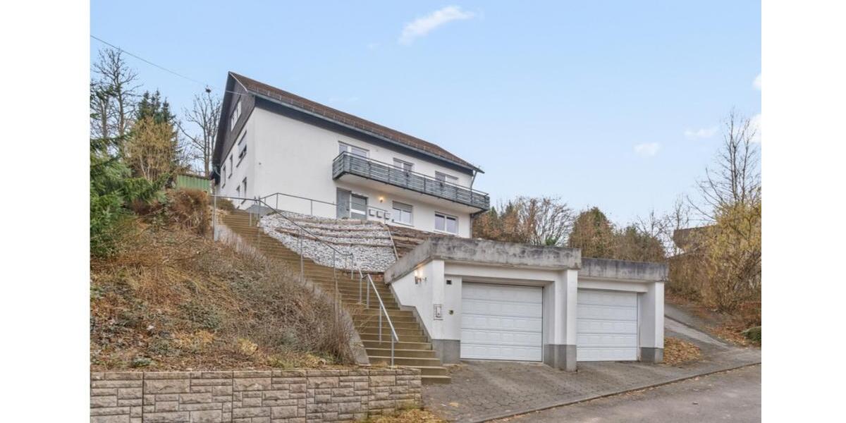Etagenwohnung Wenden - 4 Zimmer, 125 m&sup2;, 1.300&euro; | Angebot:26327078