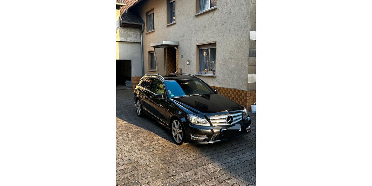 Mercedes-Benz C 180 130.000 km 12.350 &euro; Reuschbach 66879