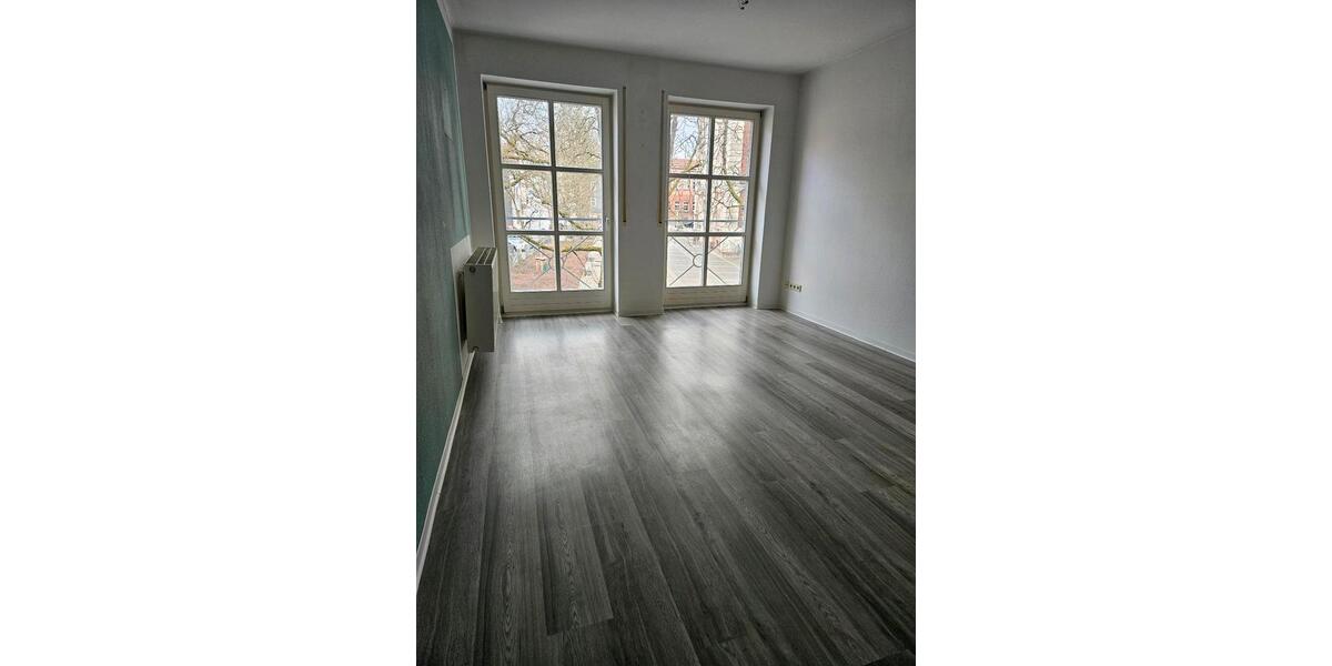 Etagenwohnung Schleusingen - 2 Zimmer, 68 m&sup2;, 470&euro; | Angebot:26001217