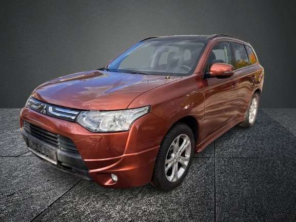 Mitsubishi Outlander 169.600 km 8.990 € Leipzig 04103
