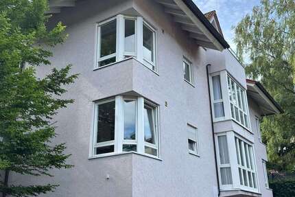 Wohnung zum Mieten in Kronberg 2.450 € 220 m² 5 zimmer