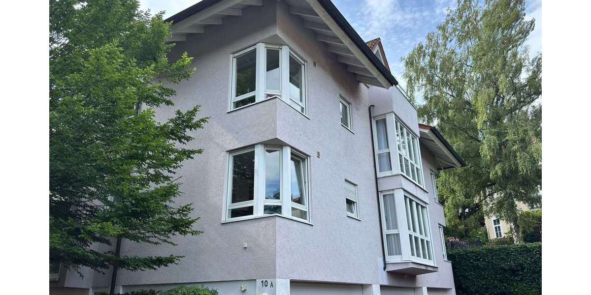 Wohnung zum Mieten in Kronberg 2.450 € 220 m² 5 zimmer