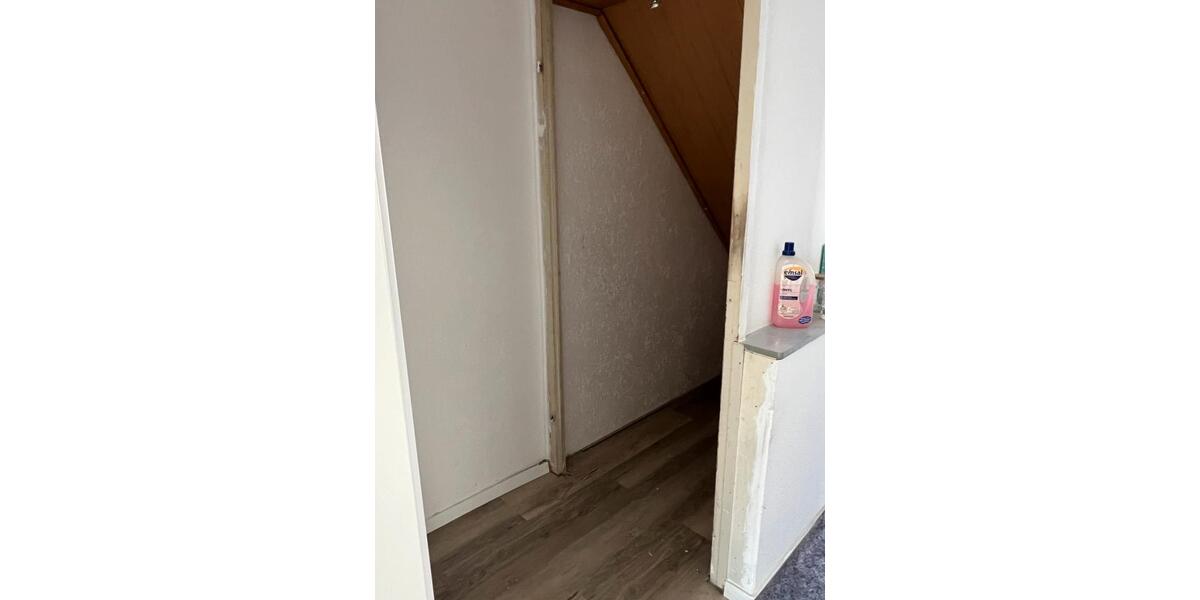Etagenwohnung Heilbronn Böckingen - 5 Zimmer, 115 m&sup2;, 1.350&euro; | Angebot:24588316