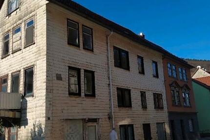 Haus Ruhla - 7 Zimmer, 100 m&sup2;, 300&euro; | Angebot:27624830