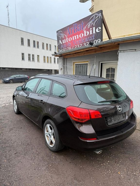 Opel Astra 200.500 km 3.800 € Magdeburg 39106