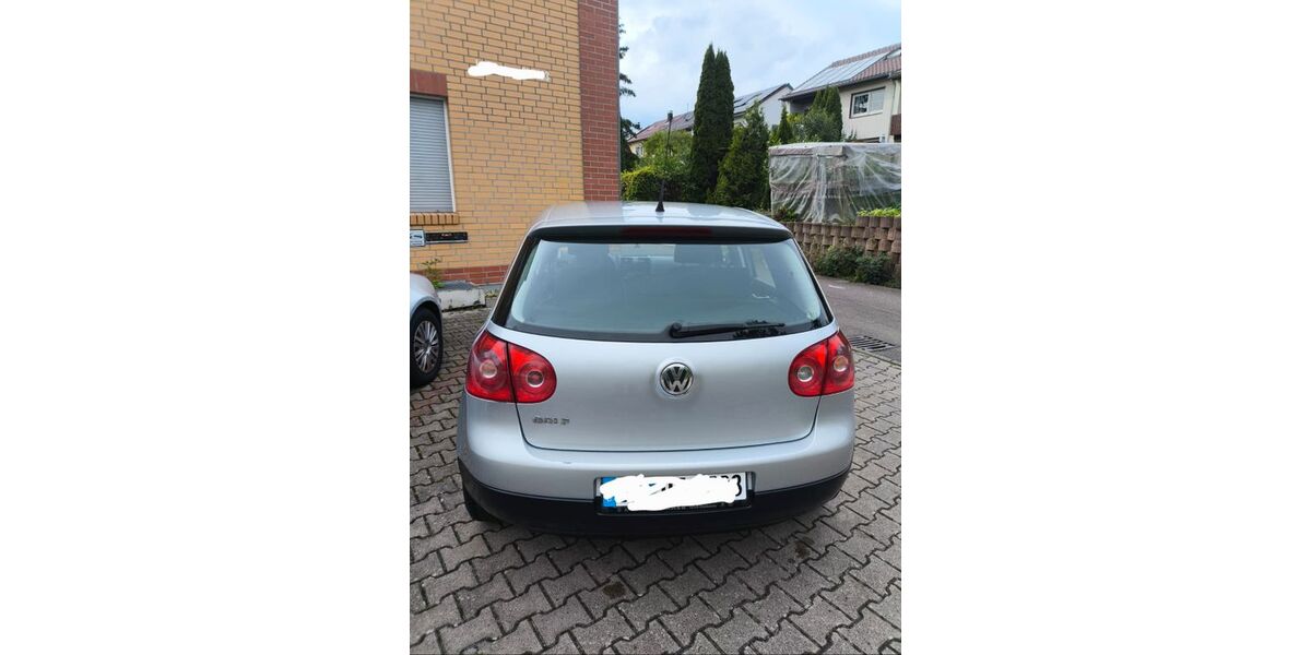 VW Golf 283.000 km 1.700 &euro; Waldenbuch 71111