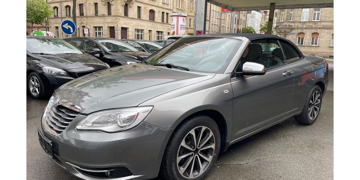 Lancia Flavia 122.242 km 7.990 &euro; Fürth ( bei Nürnberg ) 90762