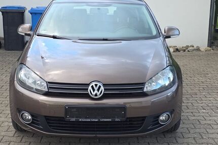 VW Golf 243.160 km 3.499 &euro; Tuttlingen 78532