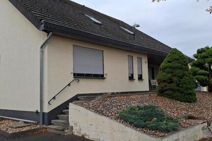 *PROVISIONSFREI* ETW in Overhagen zu verkaufen im EG 5 zimmer