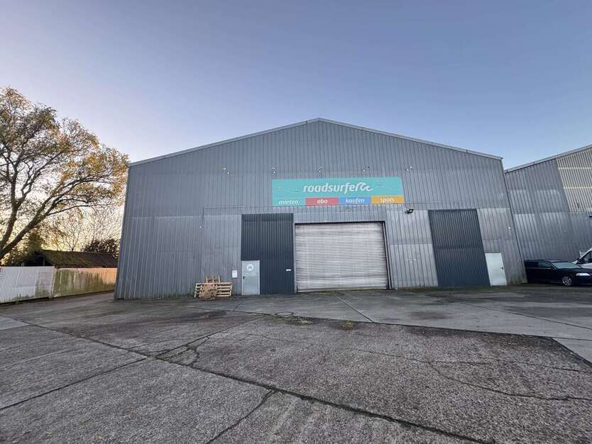 Halle in Bremen 4.500 € 1000 m²