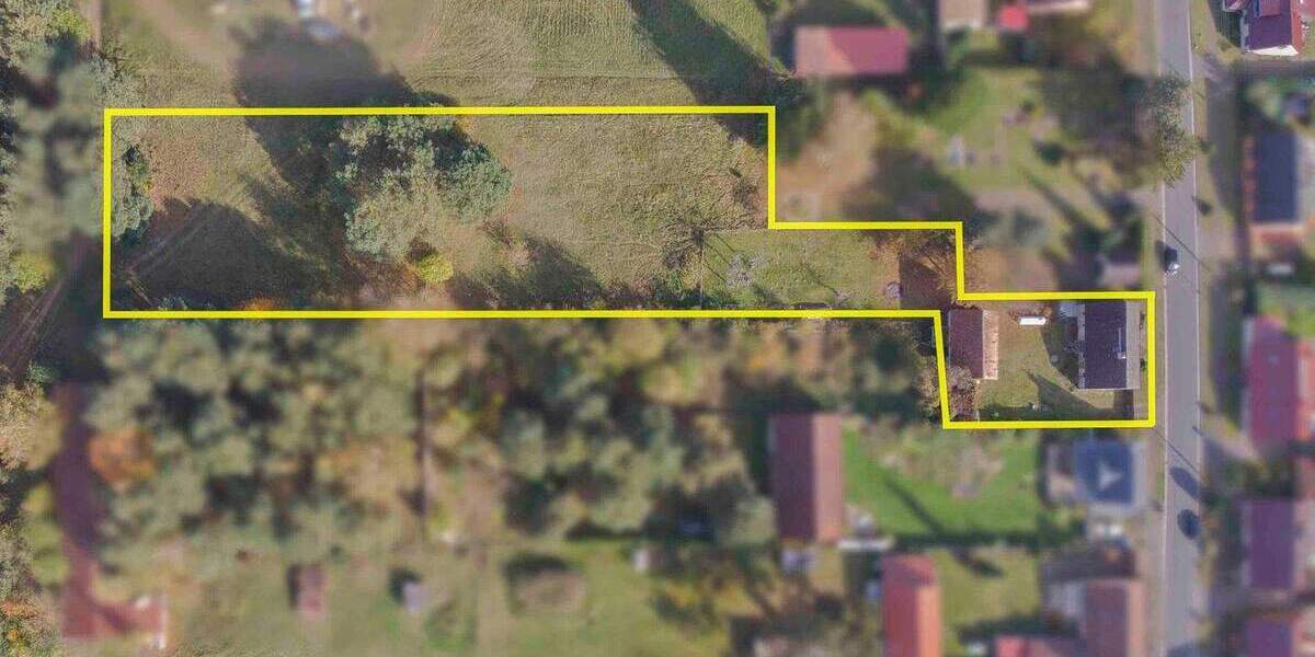 Greifen Sie zu! Renovierungsbedürftiges Einfamilienhaus samt Garten, Garage und 3 Freistellplätzen 5 zimmer