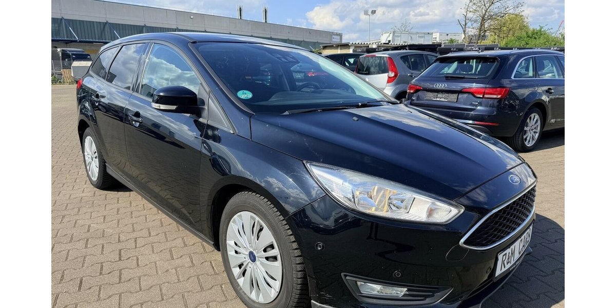 Ford Focus 1.0 Kombi Ecoboost Business/Voll Scheckh 95.100 km 6.390 &euro; Frankfurt 60386