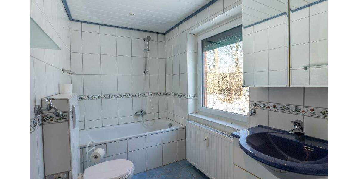 Mehrfamilienhaus, Wohnhaus Krempel - 7 Zimmer, 210 m&sup2;, 298.000&euro; | Angebot:26903888