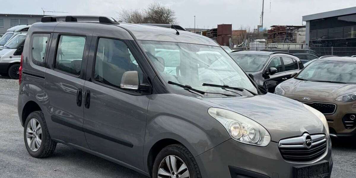 Opel Combo 238.504 km 3.999 &euro; Breitenbach 37327