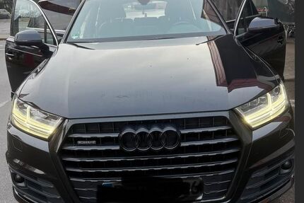 Audi Q7 105.000 km 43.300 &euro; Berlin 12683