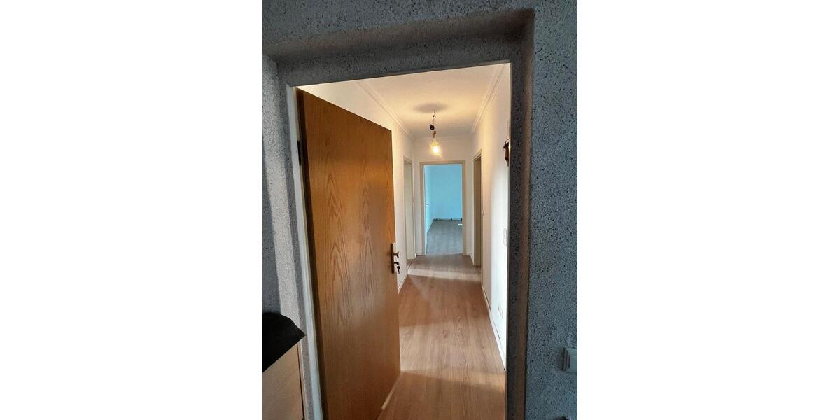 Etagenwohnung Löwenberger Land - 4 Zimmer, 90 m&sup2;, 900&euro; | Angebot:26679697