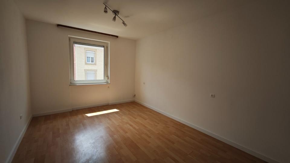 Von privat: helle 2-Zimmer-Wohnung in Toplage Stuttgart Süd