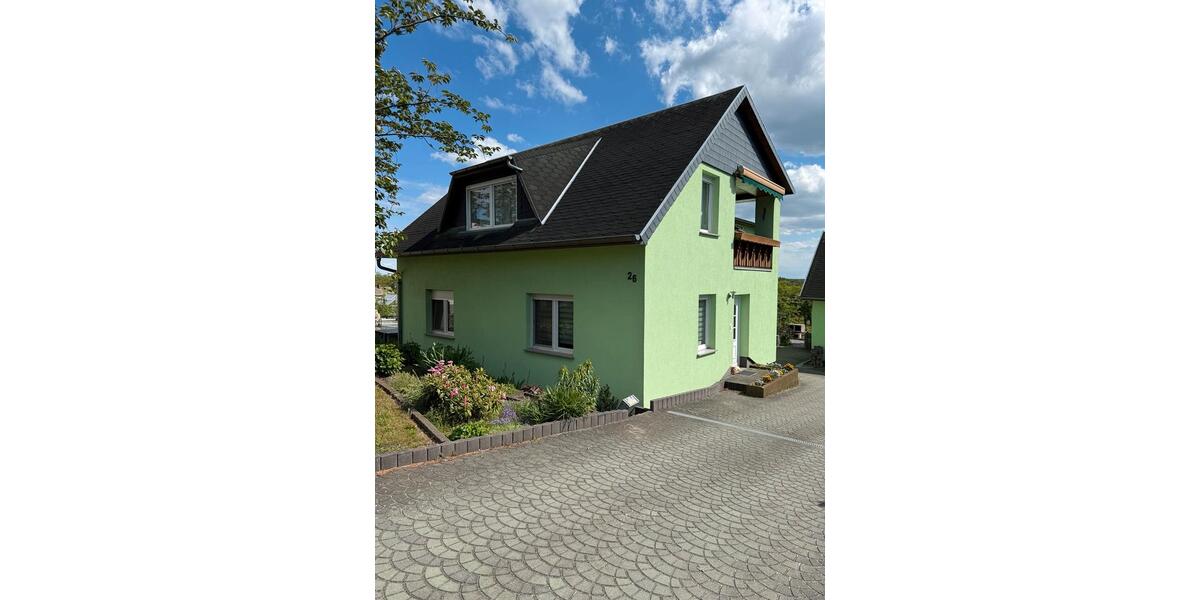Etagenwohnung Elsterwerda - 3 Zimmer, 130 m&sup2;, 155.000&euro; | Angebot:26768837