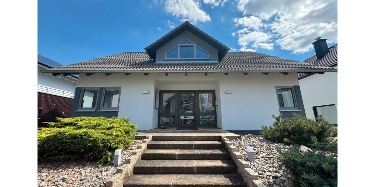Einfamilienhaus Fellbach Oeffingen - 4 Zimmer, 160 m&sup2;, 266.000&euro; | Angebot:27294156