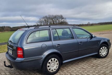 Skoda Octavia 224.000 km 1.400 &euro; Walsrode 29699