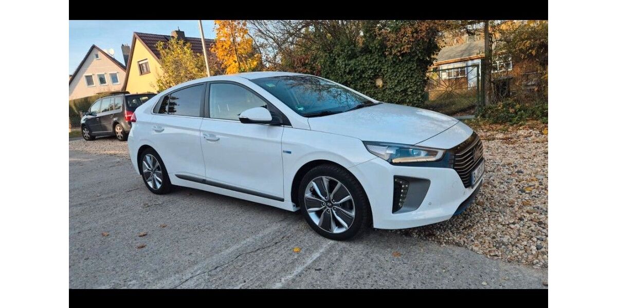Hyundai IONIQ 70.000 km 12.800 &euro; Berlin 13053