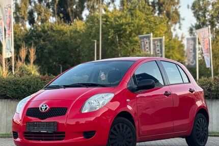 Toyota Yaris 135.000 km 3.999 &euro; Eschweiler 52249