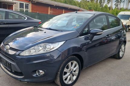 Ford Fiesta 294.000 km 1.700 &euro; GELTENDORF 82269