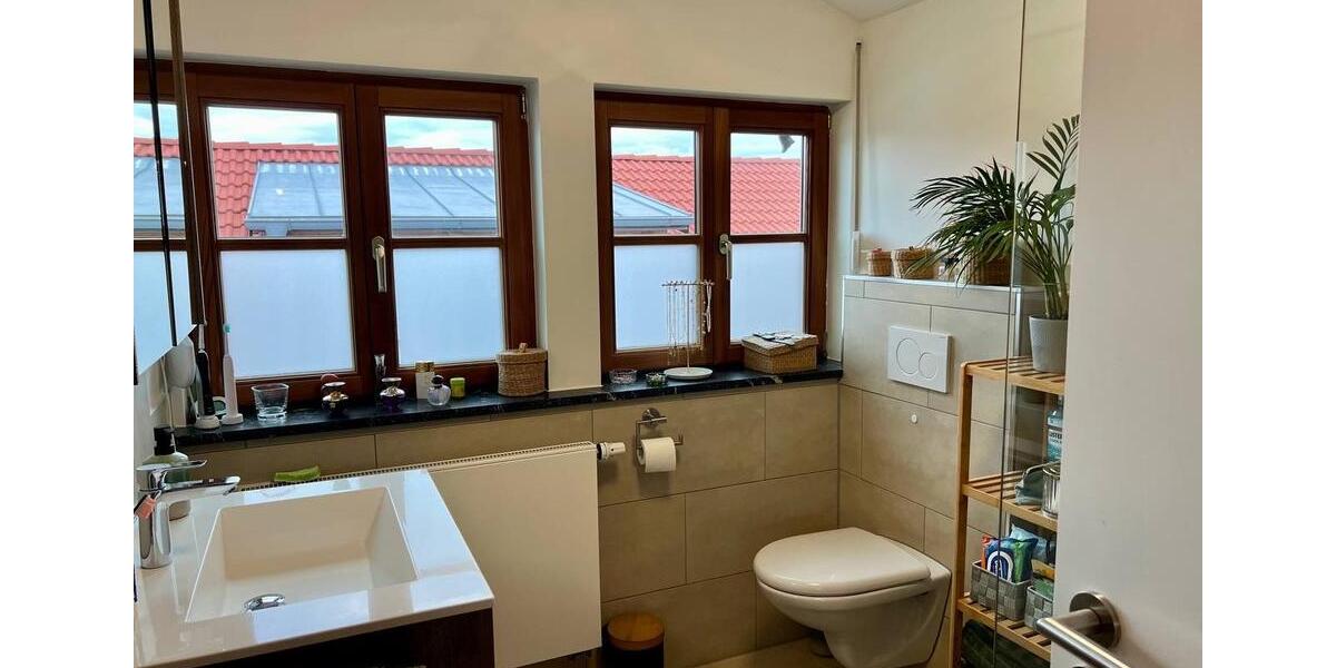 Dachgeschoßwohnung Tuntenhausen - 2 Zimmer, 71 m&sup2;, 1.050&euro; | Angebot:26394283