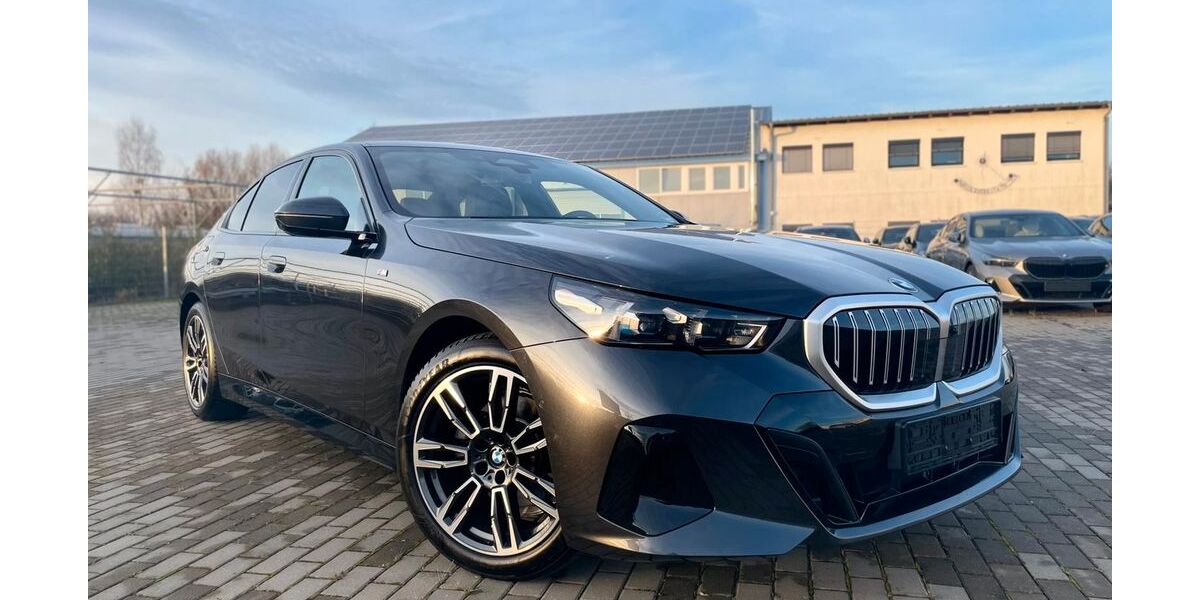 BMW 520 24.300 km 48.990 &euro; Cremlingen 38162