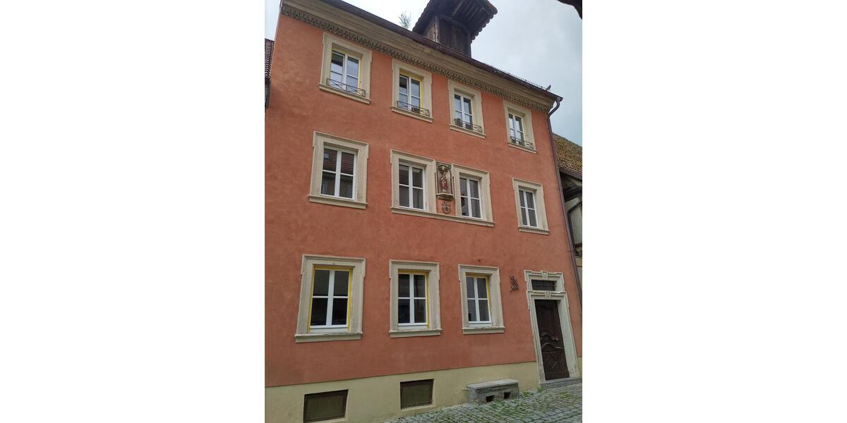 Etagenwohnung Würzburg Sanderau - 5 Zimmer, 134 m&sup2;, 440&euro; | Angebot:25752183