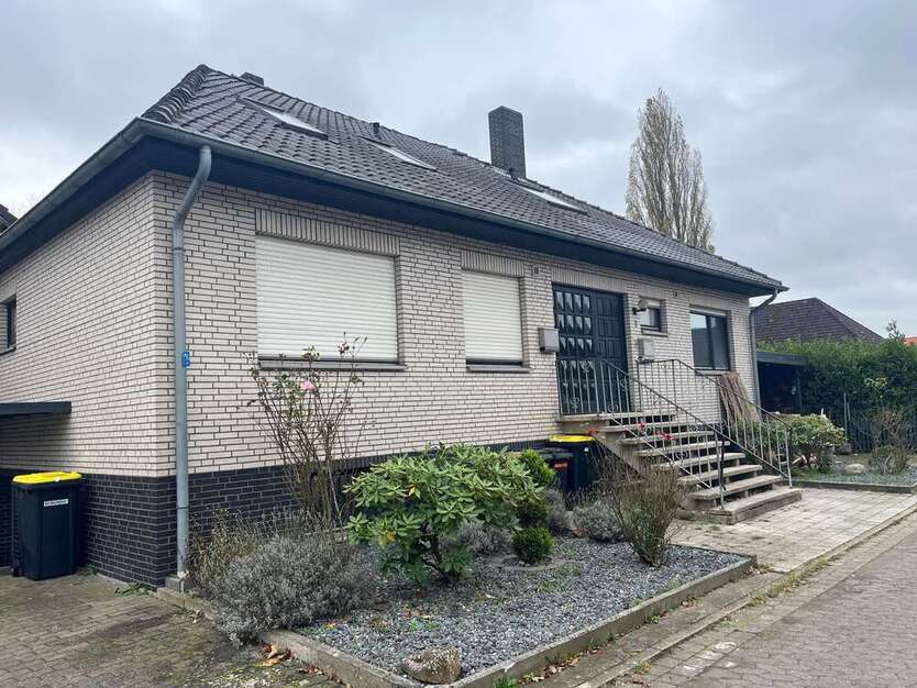 Haus zum Kaufen in Lehrte 398.000 € 212 m²