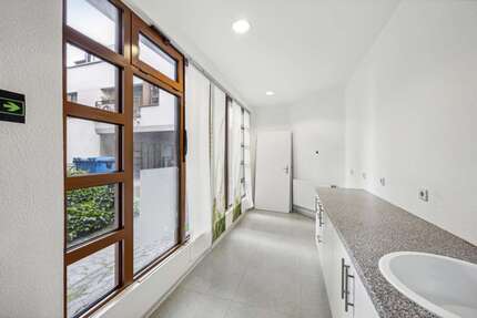 Büro in Neuwied 125.000 € 69 m² zimmer