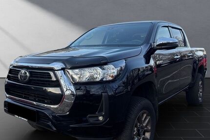 Toyota Hilux 11.800 km 44.900 &euro; Dinslaken 46537