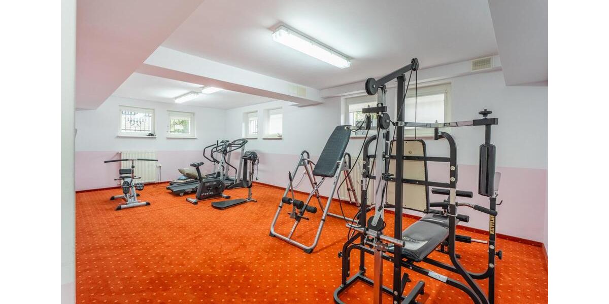 Villa Löcknitz - 8 Zimmer, 682 m&sup2;, 864.000&euro; | Angebot:25873257