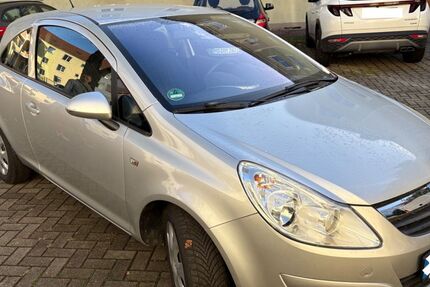 Opel Corsa 77.000 km 2.800 &euro; Magdeburg 39112
