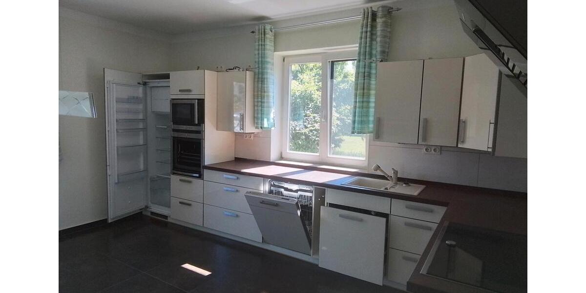 Einfamilienhaus Naunhof - 8 Zimmer, 282 m&sup2;, 620.000&euro; | Angebot:26786742