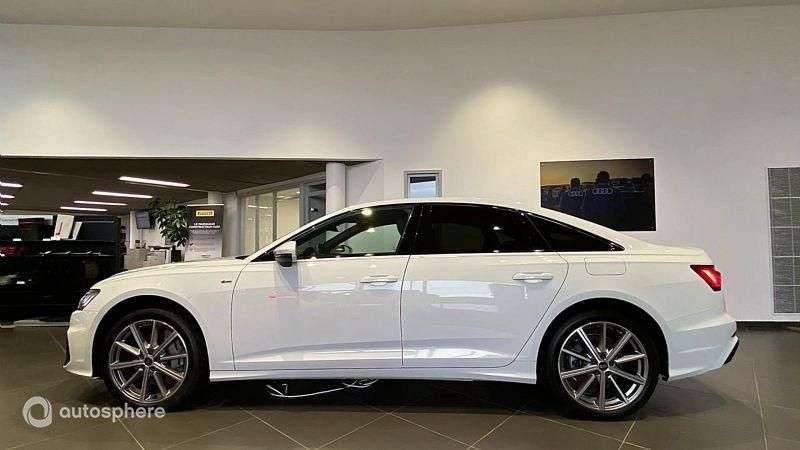 Audi A6 50 TFSI e 299ch S line quattro S tronic 7 10.500 km 60.999 &euro; Champniers 16430