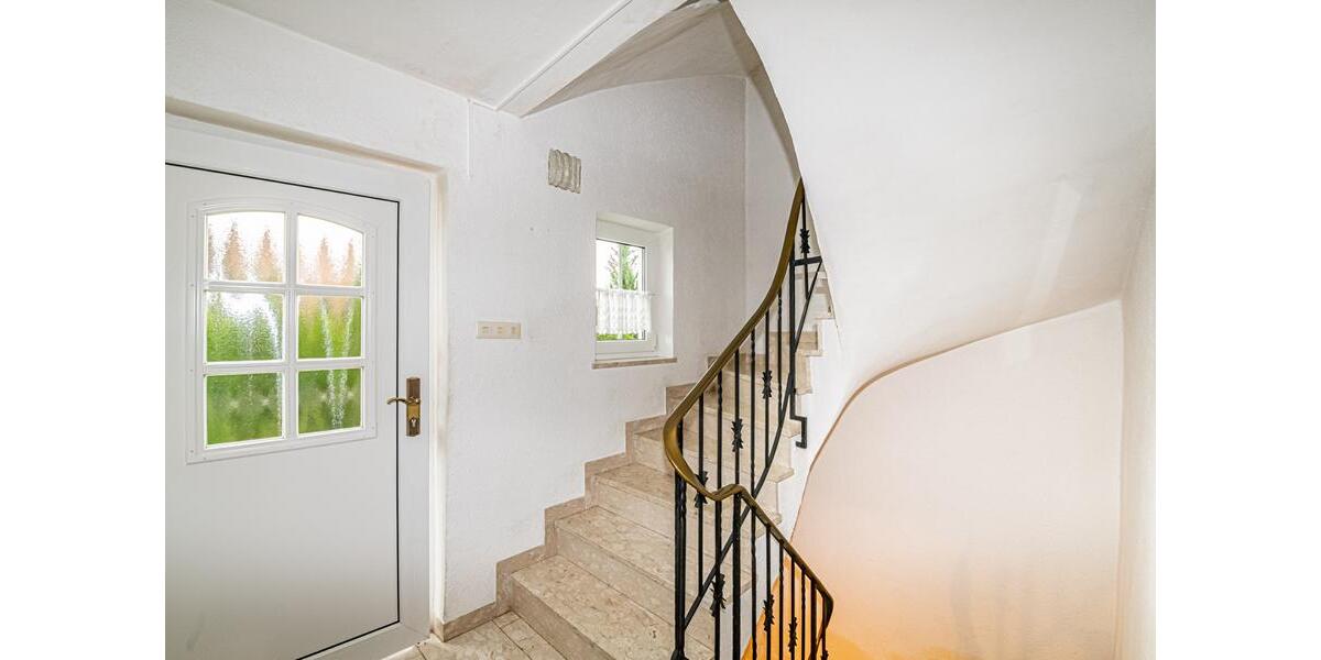 Zweifamilienhaus mit Garten in absoluter TOP-LAGE nahe Cham - Zweifamilienhaus Cham / Michelsdorf Michelsdorf | Angebot:12501300