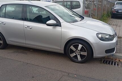 VW Golf 290.000 km 3.450 &euro; Hanau 63452