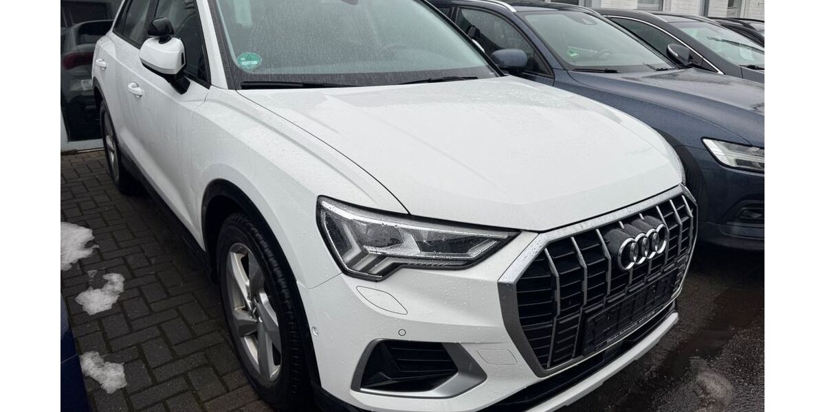 Audi Q3 107.400 km 22.490 &euro; Lübeck 23554