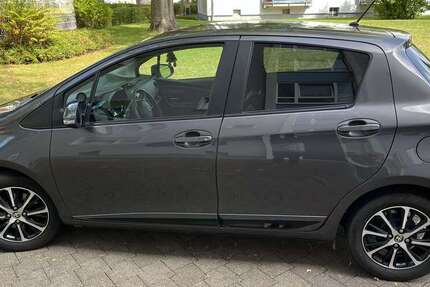Toyota Yaris 83.500 km 12.500 &euro; Kaiserslautern 67657